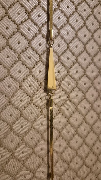 Нова дамска позлатена гривна по модел на Cartier