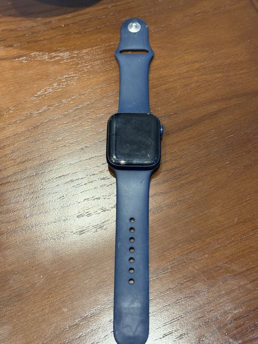 Продаю часы Apple iwatch 4 series