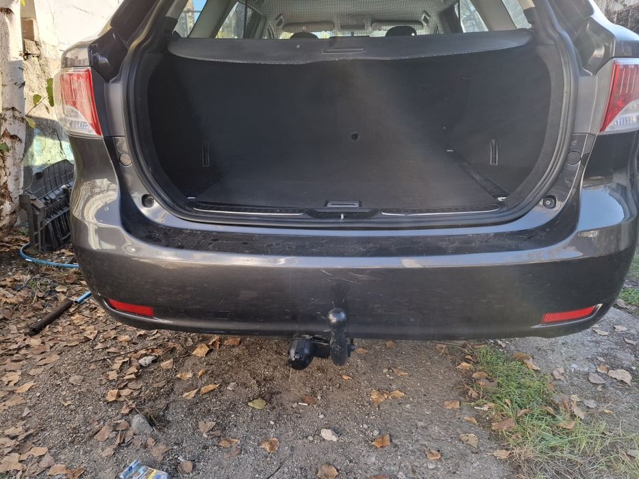 Dezmembrez 2 toyota avensis fab 2014 .si fab 2012 2.0.tdi .orice pies