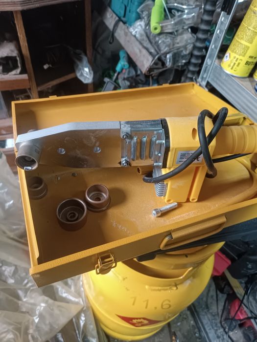 Vând sau schimb diverse