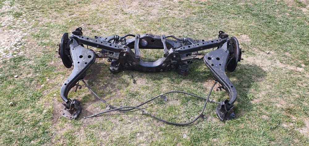 Punte spate completa nissan qashqai J10 2006 - 2014