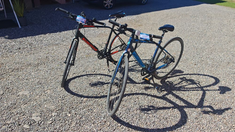 Biciclete trekking Specialized