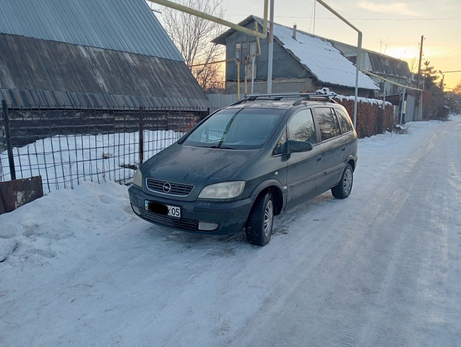 Продам машину OPEL ZAFIRA