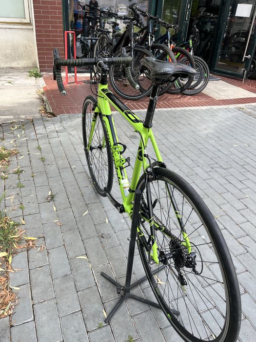 Bicicleta Cursiera Cannondale Caad 8