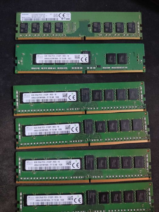 Vand memorie ram ddr3 server 16 gb  si 8gb ddr3 normale diferite frec.