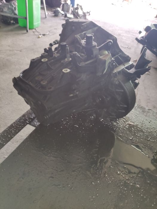 Скоростна кутия за Citroen,Пежо 2.0hdi