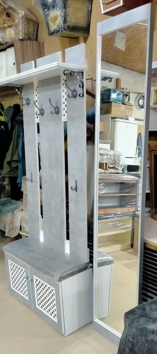 Продам новые прихожие!