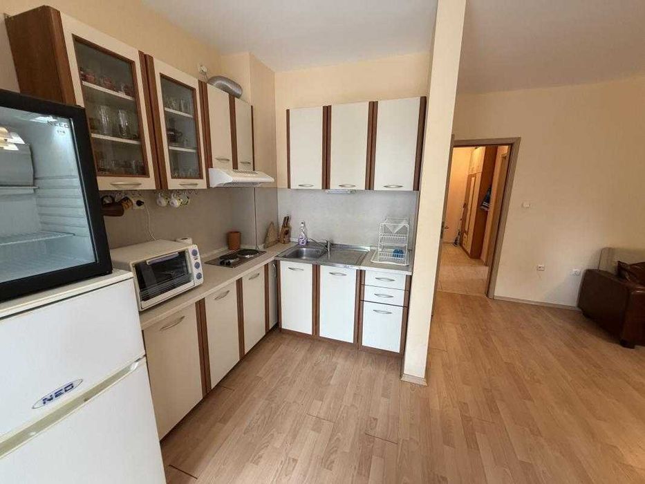 Продава се Двустаен апартамент в к.к. Слънчев бряг - 75 кв.м за 572 €/кв.м - Снимка #2