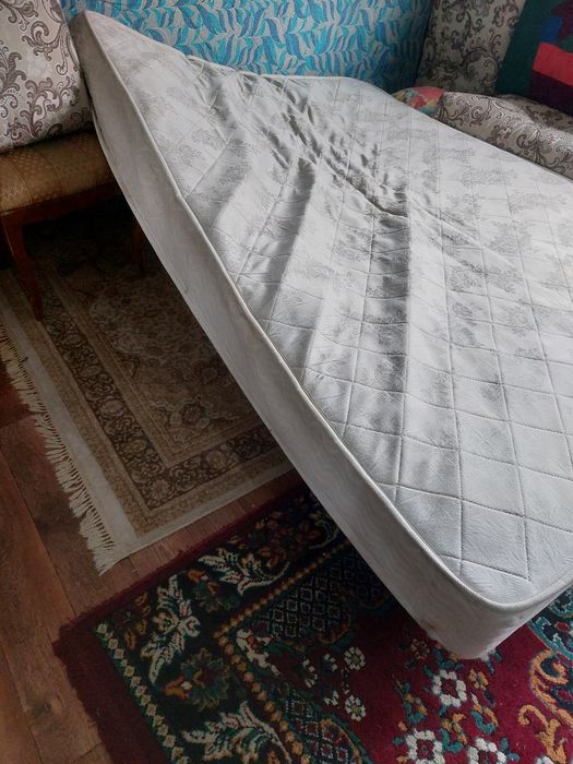 Матрасы б/у ширина 140/150 см