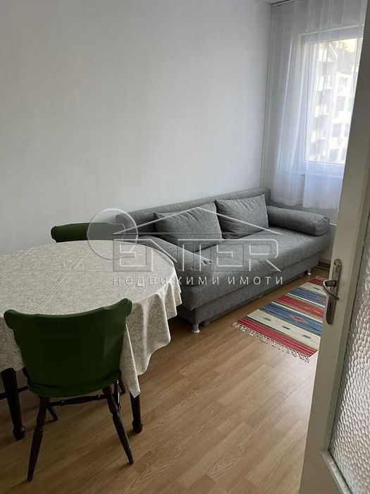 Дава се под наем Двустаен апартамент в Варна, Окръжна болница - 55 кв.м за 400 € - Снимка #1