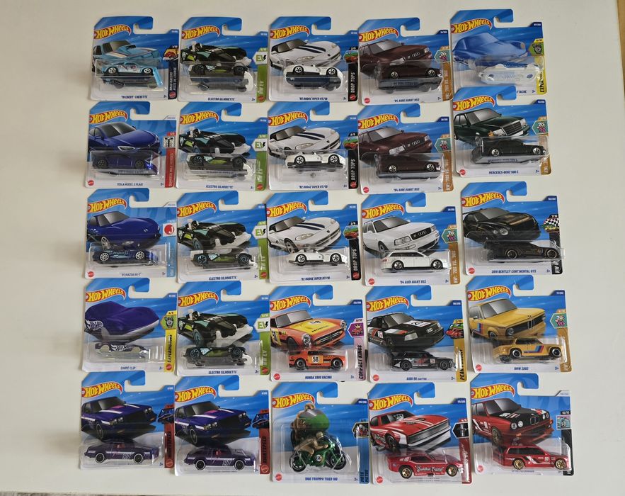 Hot wheels колички