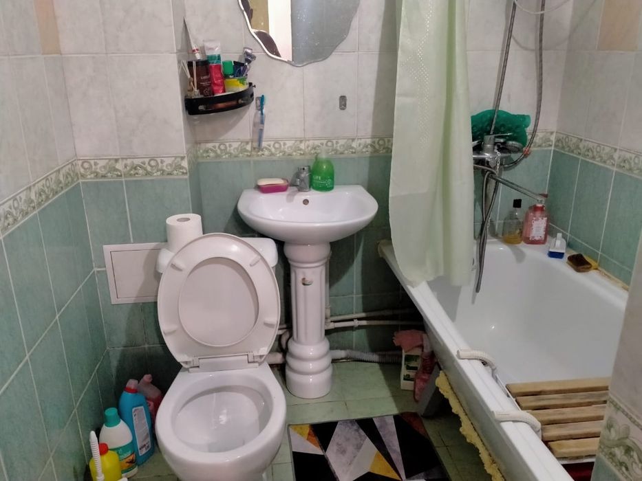 Продам квартиру на 905 строки