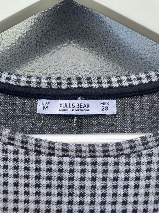 Bluza Pull&Bear mărimea M