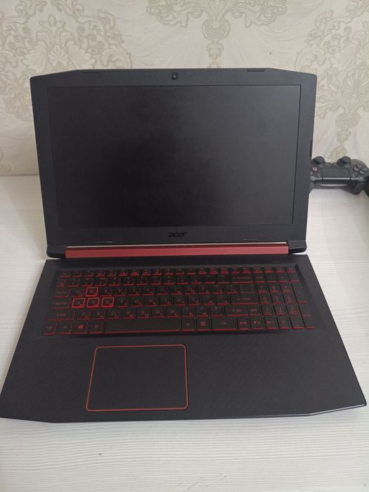 Acer Nitro 5 (не рабочий)