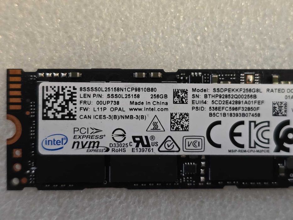 Solid State Drive (SSD) Intel SSDPEKKF256G8L 256GB M.2 NVMe 80mm