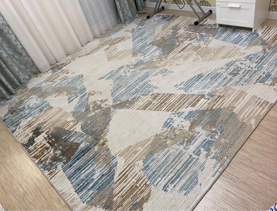 Ковер размер  3*3