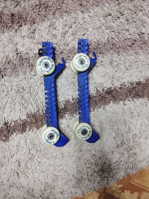 Продам чехлы ролики