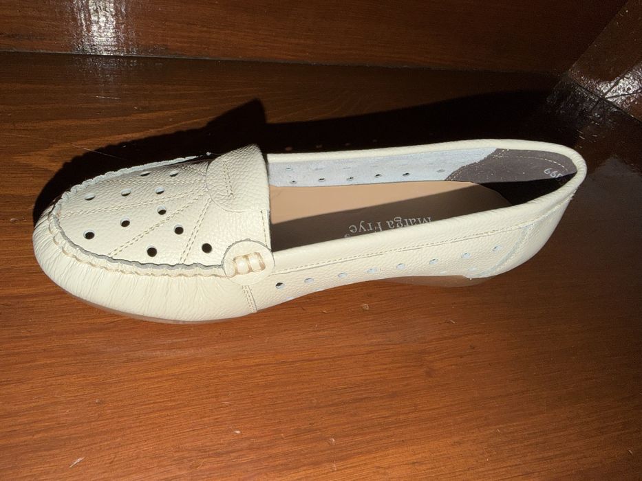 Удобная обувь новая