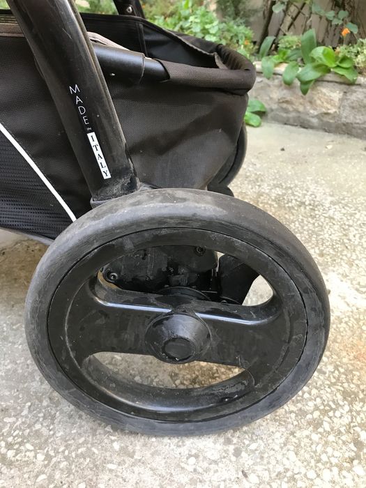 Количка Peg Perego със зимен и летен кош