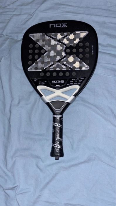Racheta padel Nox AT10 18k Alum 2026