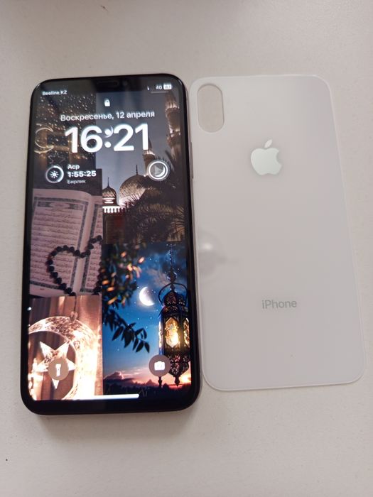 Айфон Х  емкость 100. 64 ГБ. Apple