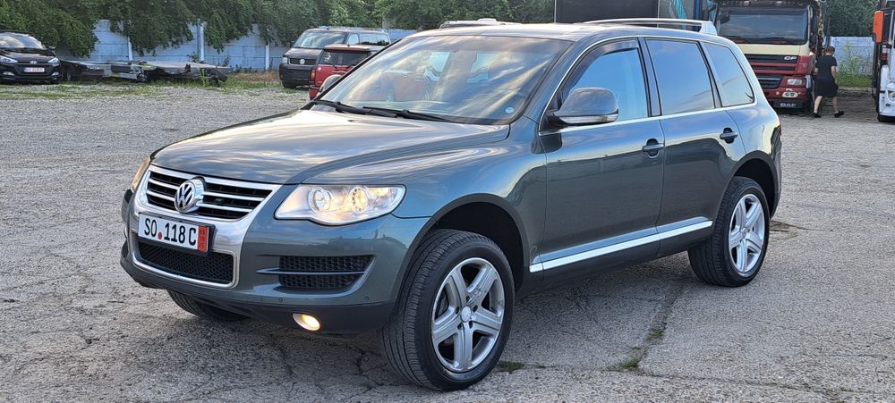 VOLKSWAGEN Touareg 2008