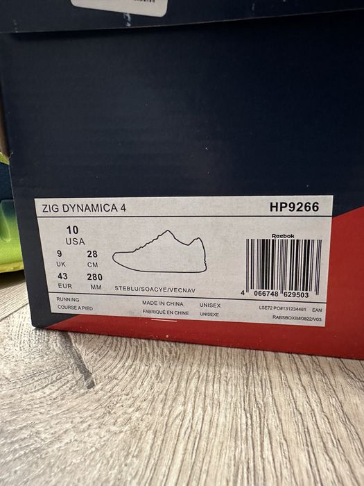 Кроссовки Reebok 43