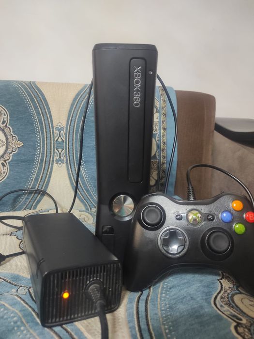 Продам X box360 прошитый