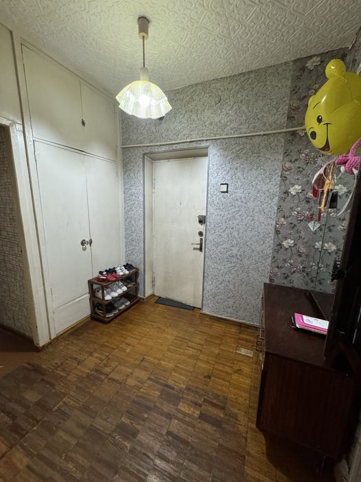 Продаётся 2ух комнатная квартира в Яшнабадском районе
