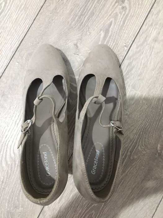 Vand pantofi marimea 39 graceland