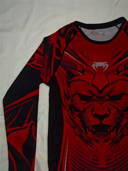 Рашгард Venum для ММА,джиу-джитсу и греплинга.