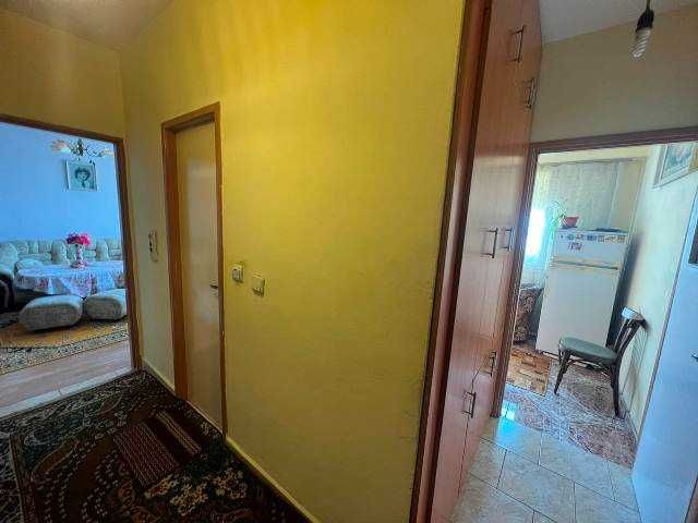 Продава се Двустаен апартамент в Търговище, Вароша - 65 кв.м за 1197 €/кв.м - Снимка #2