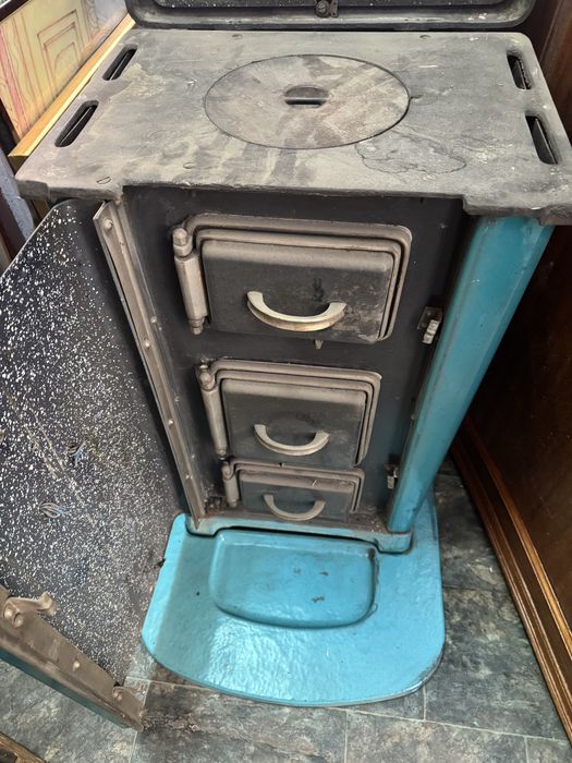 Уникат печка Вулкан на твърдо гориво