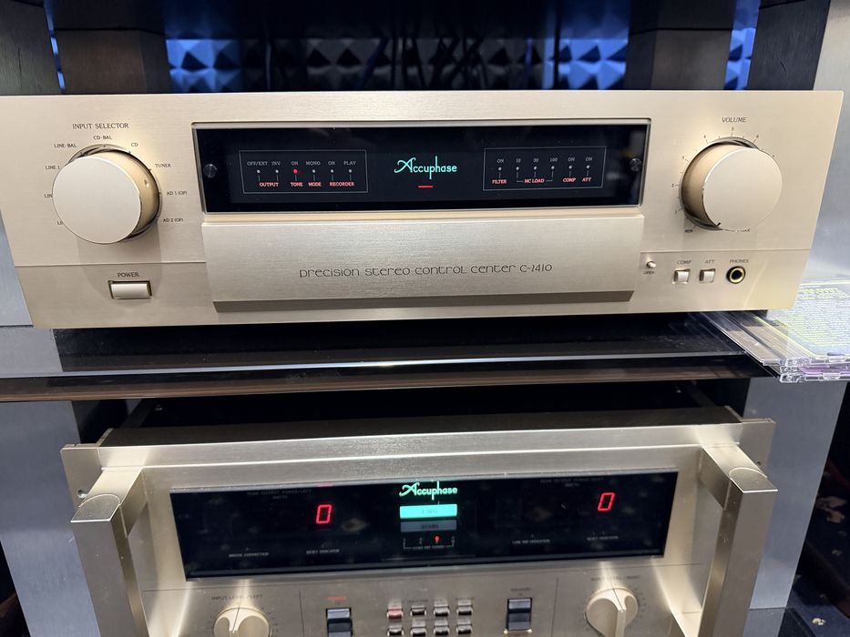 Putere si preamplif Accuphase