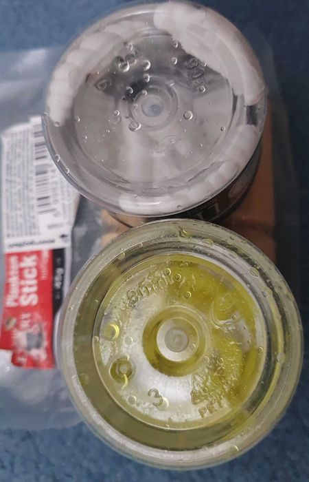 VAND 2 cutii momeală cu larve și viermi din silicon pentru pescuit NOU