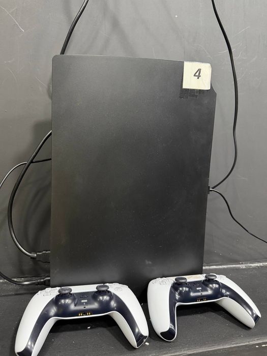 Продаются PS5 - с дисководом и без + много игр