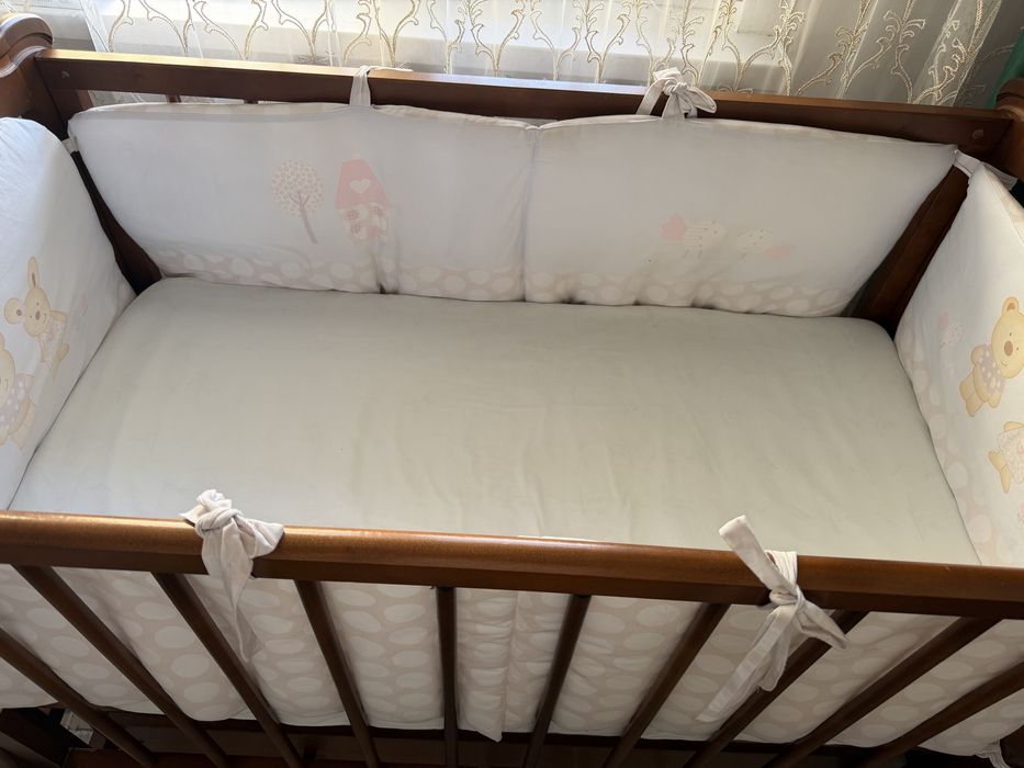 Продам манеж с маятником