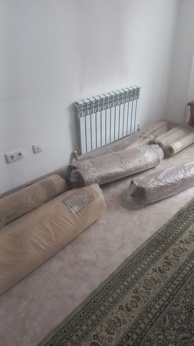 Продам диван столы стулья