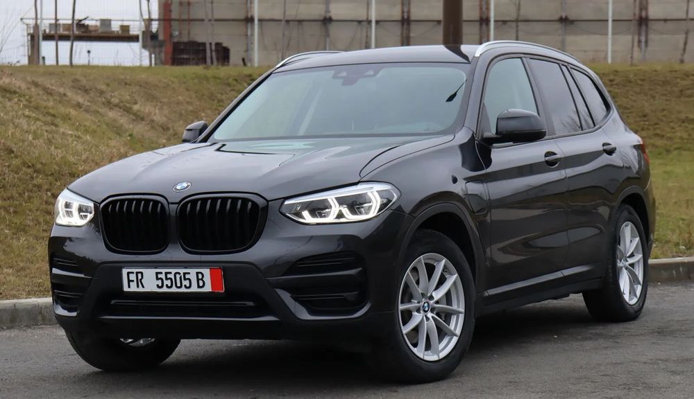 BMW X3 2021 / Full LED / HUD/HIFI/Lane/Side/Camera/Volan M / 292 CP