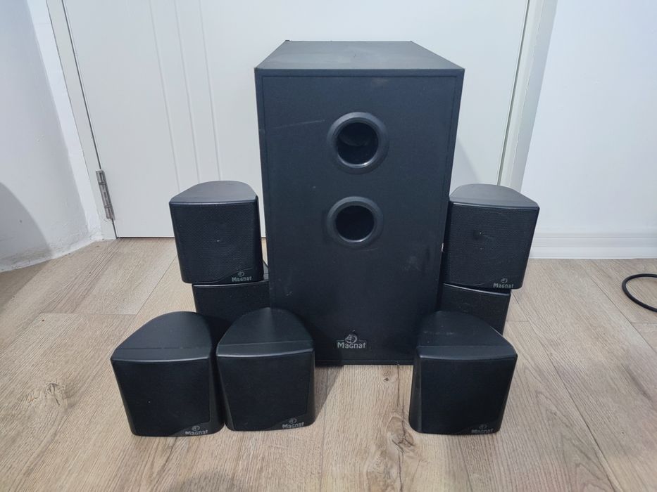 Subwoofer pasiv Magnat 3 cai bass reflex fara sateliti
