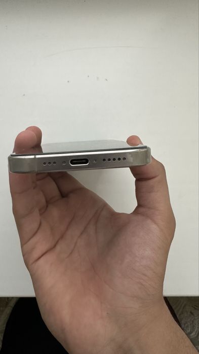 Iphone 15 pro srochniga sotiladi