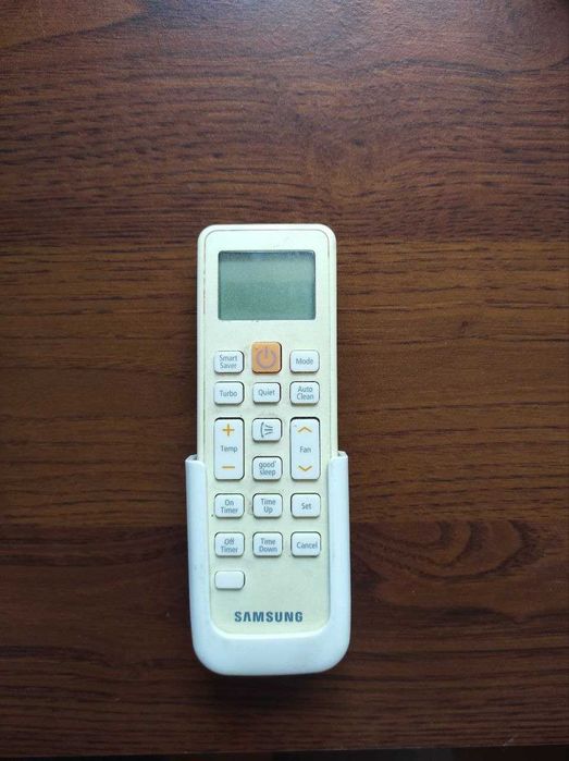 Кондиционер Samsung модель AQ12TSAX б/у в отличном рабочем состоянии.