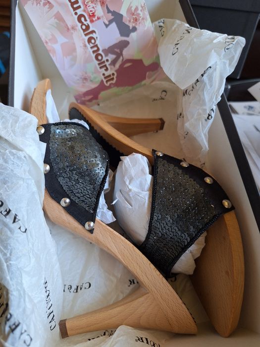 Saboți deosebiți "Cafe Noir" mărimea 38