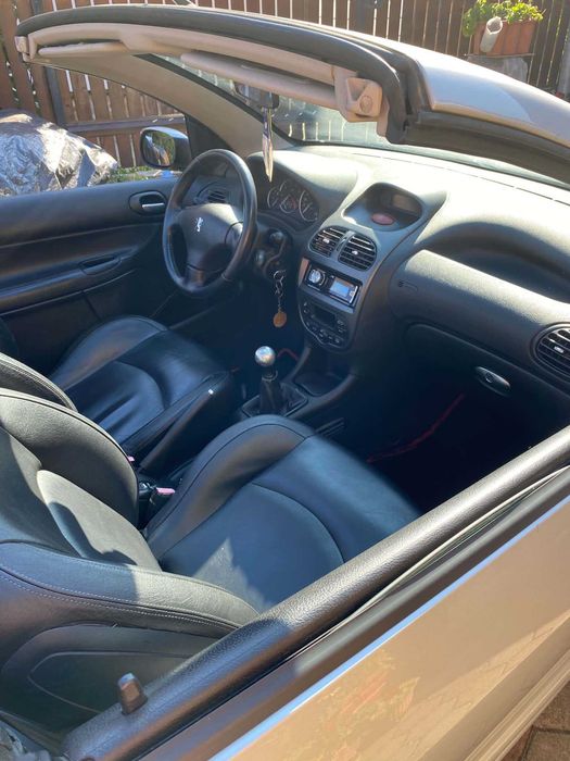 Peugeot 206 CC 1.6 Benzină 109 CP | 2004 | 152.922 km | Cabrio