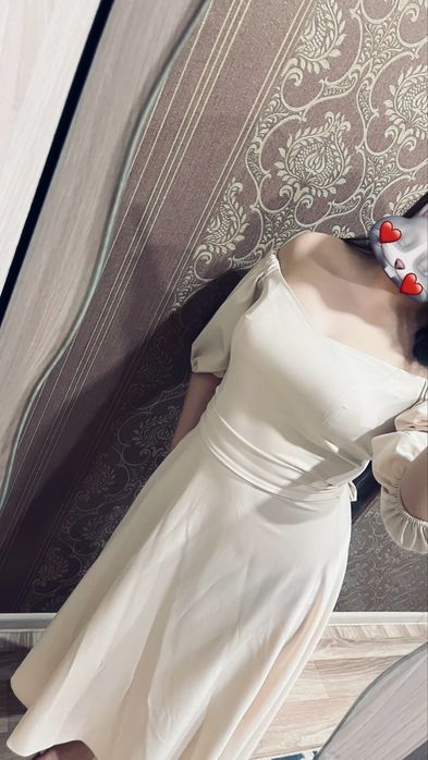 Платье женское.