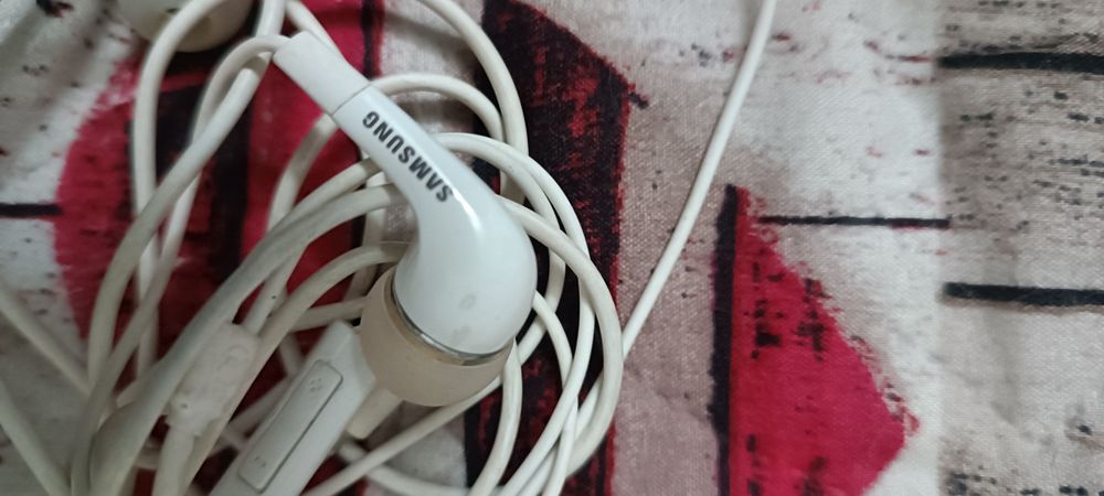 Продам Самсунг простушки