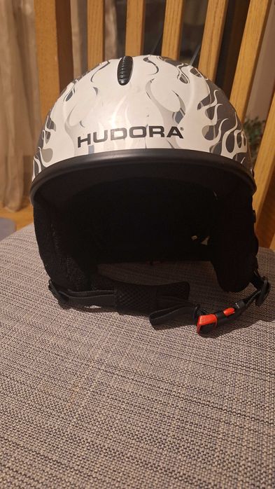 Детска каска за ски, кънки и др.