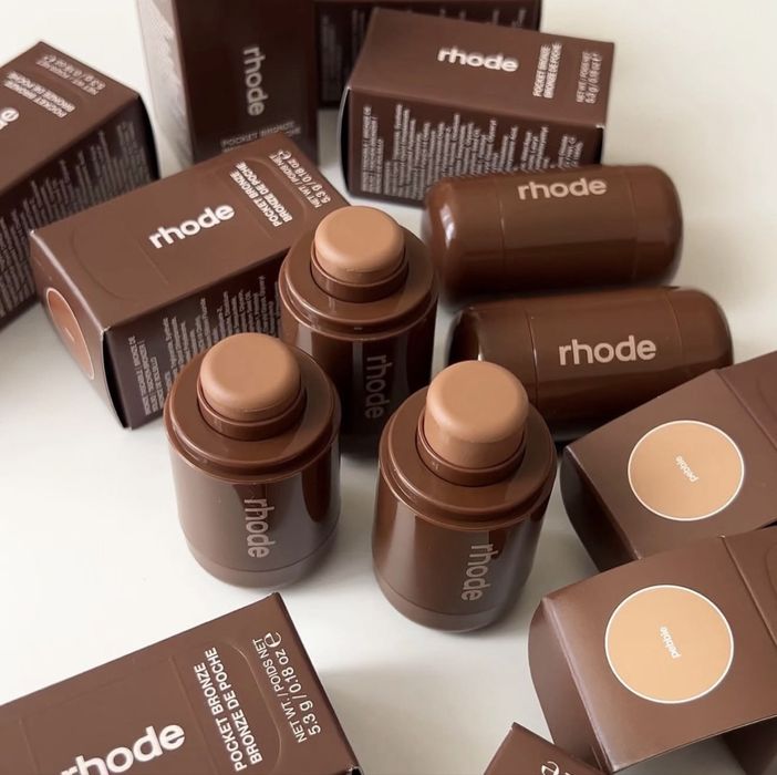Rhode Pocket Bronze 5.3g кремообразен бронзант Pebble Sip Sunbed Bake Shade Drench Anklet Plunge Оригинален от най-новата колекция