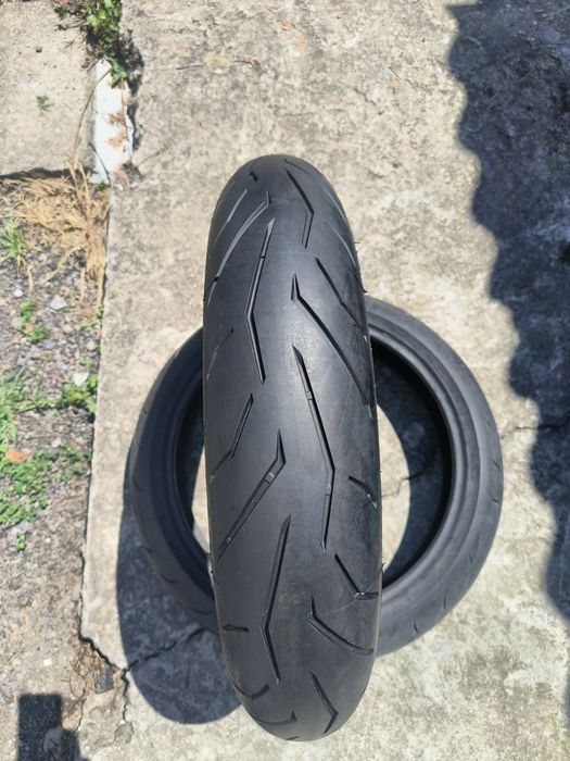 Нова Pirelli Rosso 2.  120/70/17