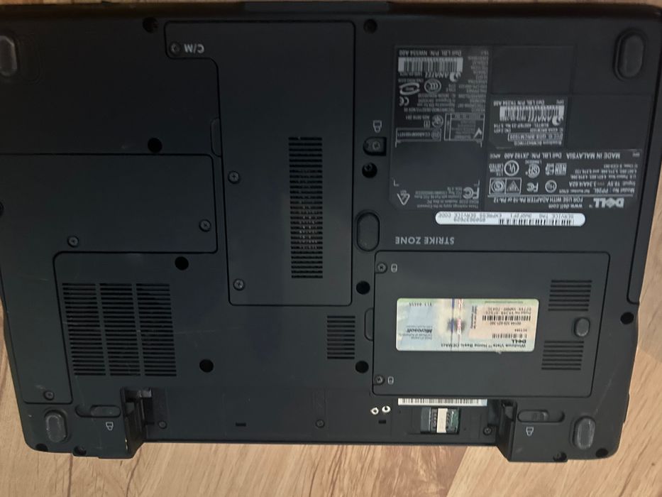 DELL лаптоп за части